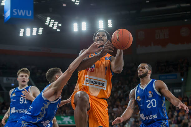 以及加强国 以及加强国